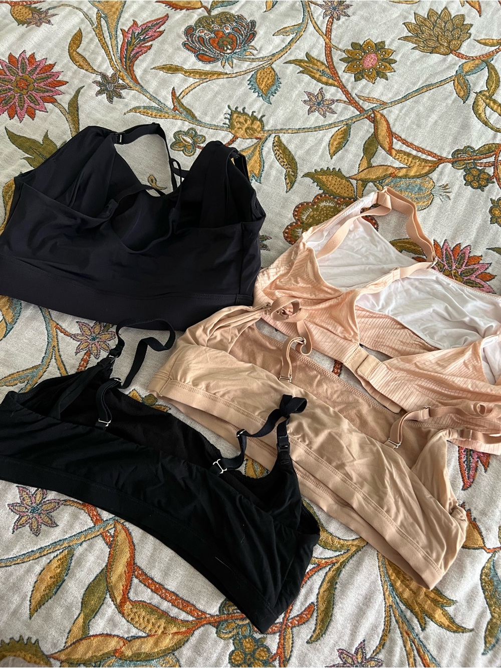 Lot of 4 size large nursing bras - Bodily, Harper Wilde, Auden - Picture 2 of 7